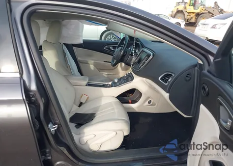 2016 Chrysler 200 Limited из США, поврежденный, VIN 1C3CCCAB8GN109202